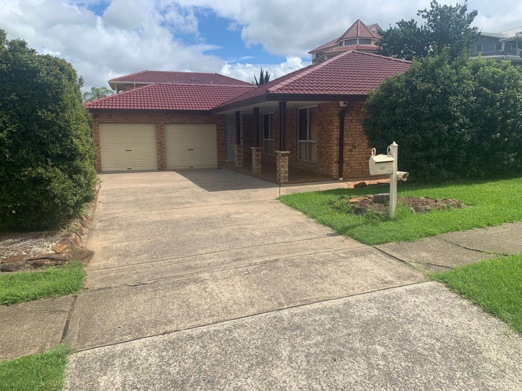 40 Restwell Rd, Bossley Park, NSW 2176