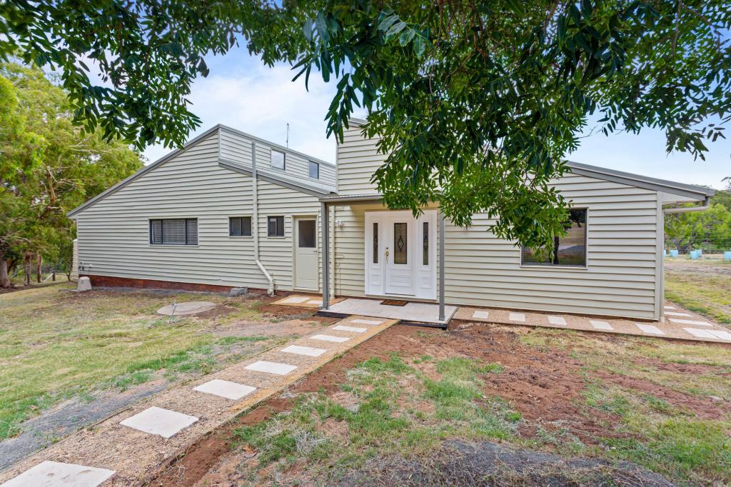 17 Panorama Dr, Glenvale, QLD 4350