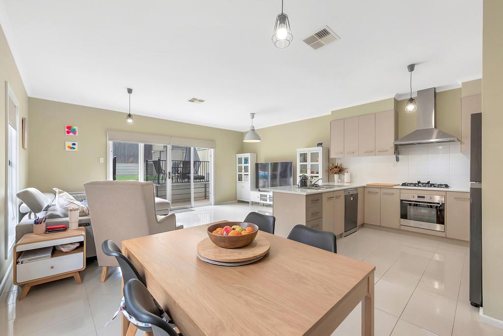 20 AMBER AVE, CLEARVIEW, SA 5085