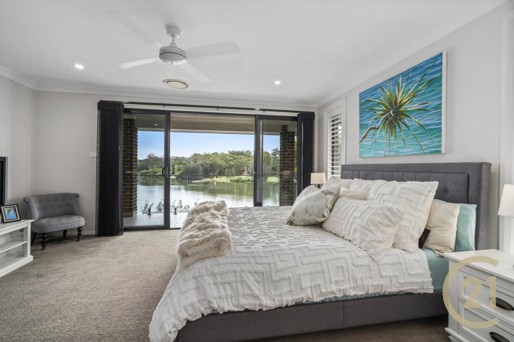 26A ST GEORGE CRES, SANDY POINT, NSW 2172