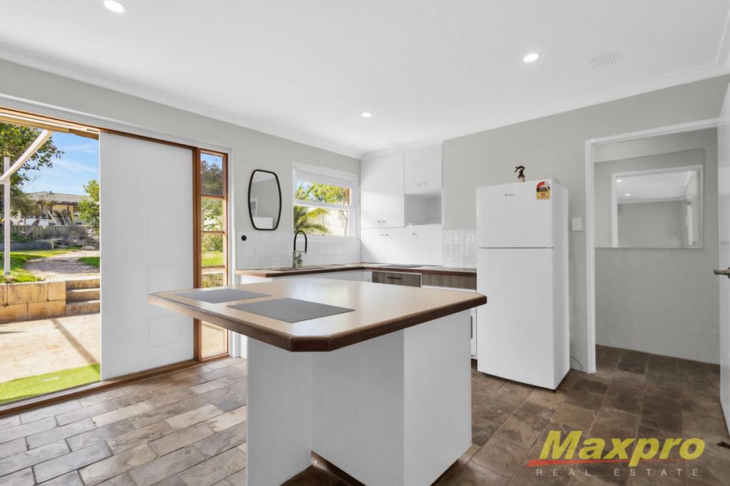 10 Compass Cir, Yanchep, WA 6035