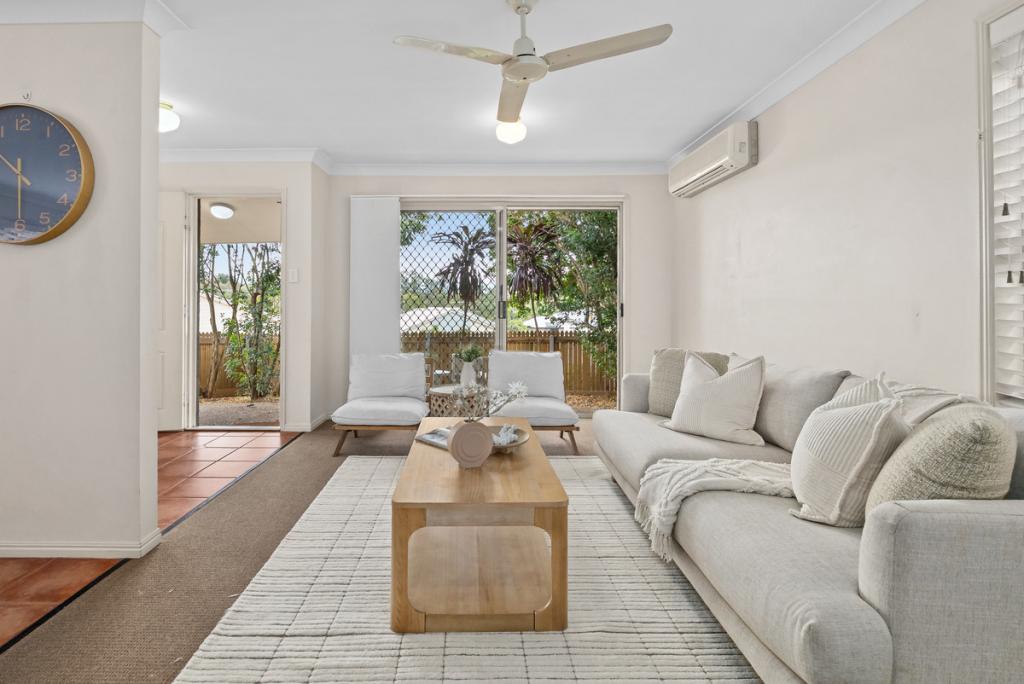 2/29 Oatland Cres, Holland Park West, QLD 4121