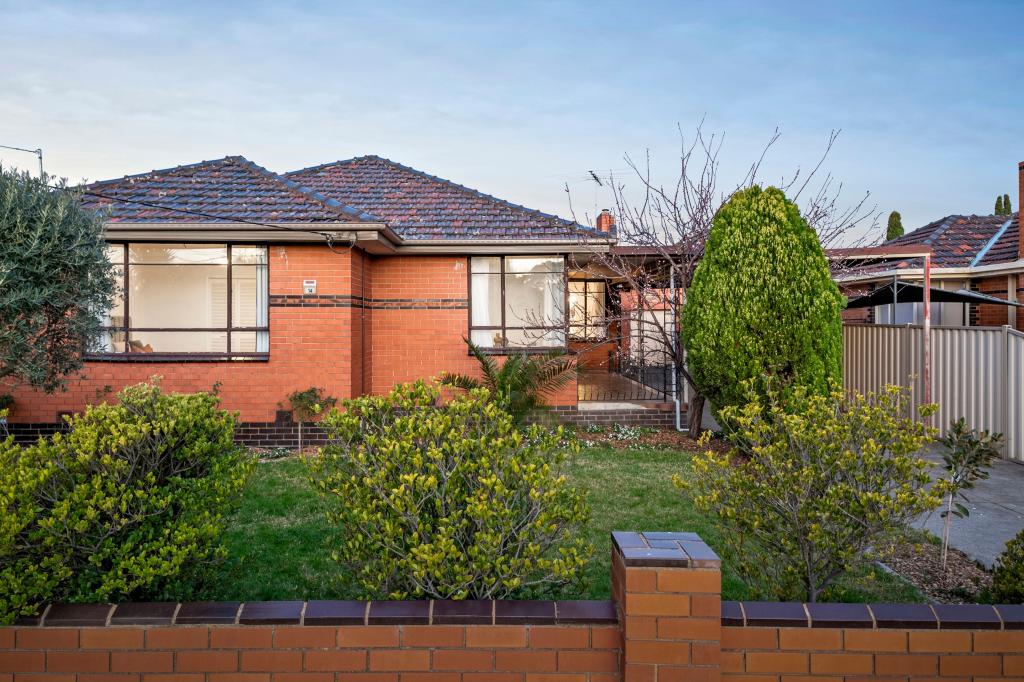 14 Claremont St, Fawkner, VIC 3060