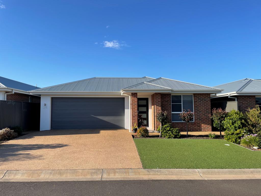 24 MANCHURIAN CCT, DUBBO, NSW 2830