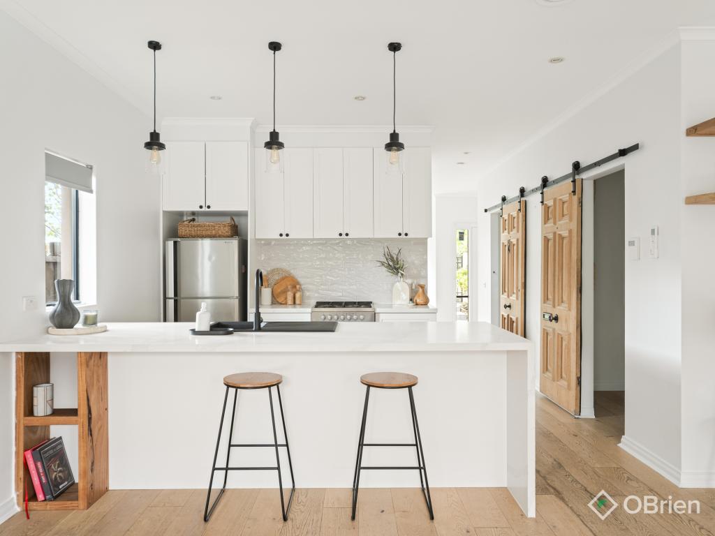 8/284-285 NEPEAN HWY, SEAFORD, VIC 3198