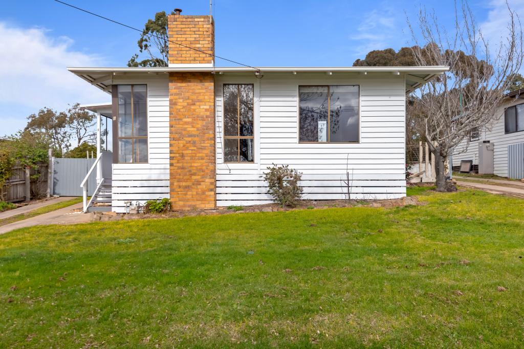 6 Montgomery St, Ararat, VIC 3377