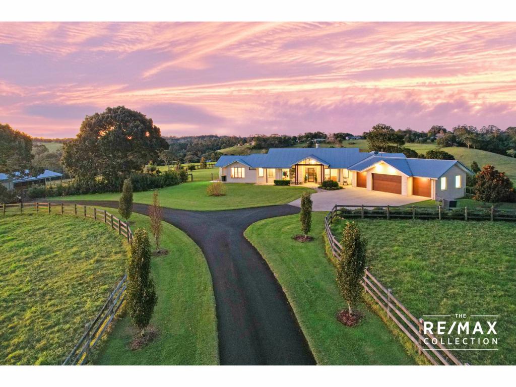 328 Mountain View Rd, Maleny, QLD 4552