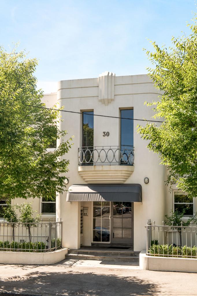 1/18-30 Grey St, East Melbourne, VIC 3002