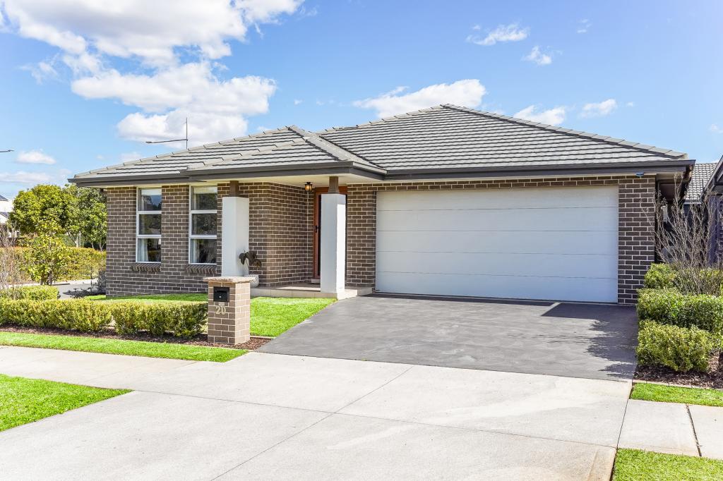 20 Hinton Loop, Oran Park, NSW 2570