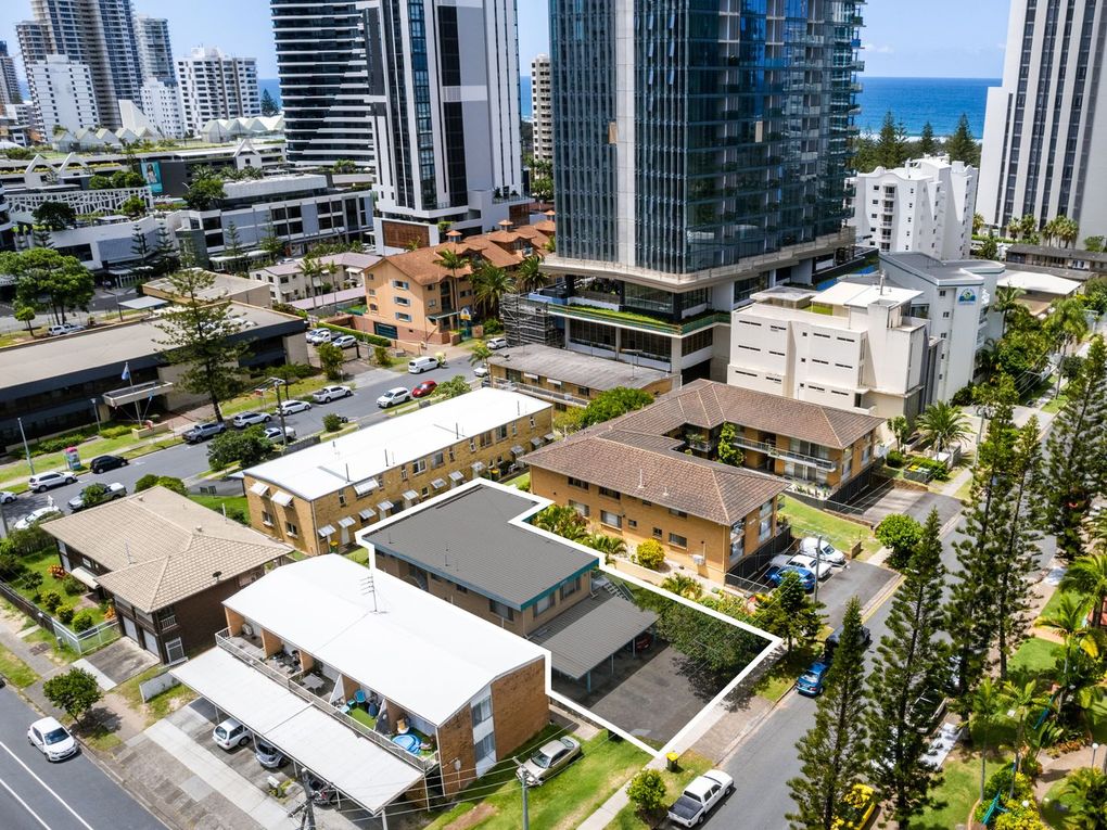 1/23 ANNE AVE, BROADBEACH, QLD 4218