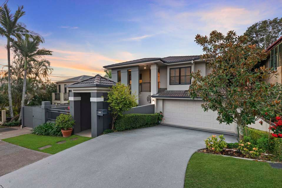 18 HAMLEY ST, WOOLOOWIN, QLD 4030