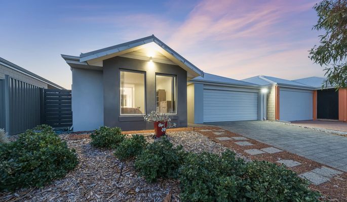 4 Aspe Way, Alkimos, WA 6038