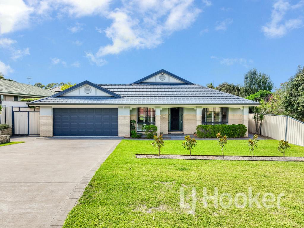 33 TURVEY CRES, ST GEORGES BASIN, NSW 2540