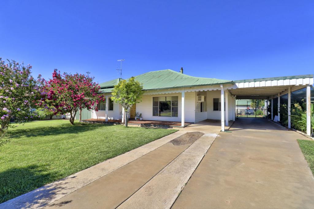 326 Henry St, Deniliquin, NSW 2710