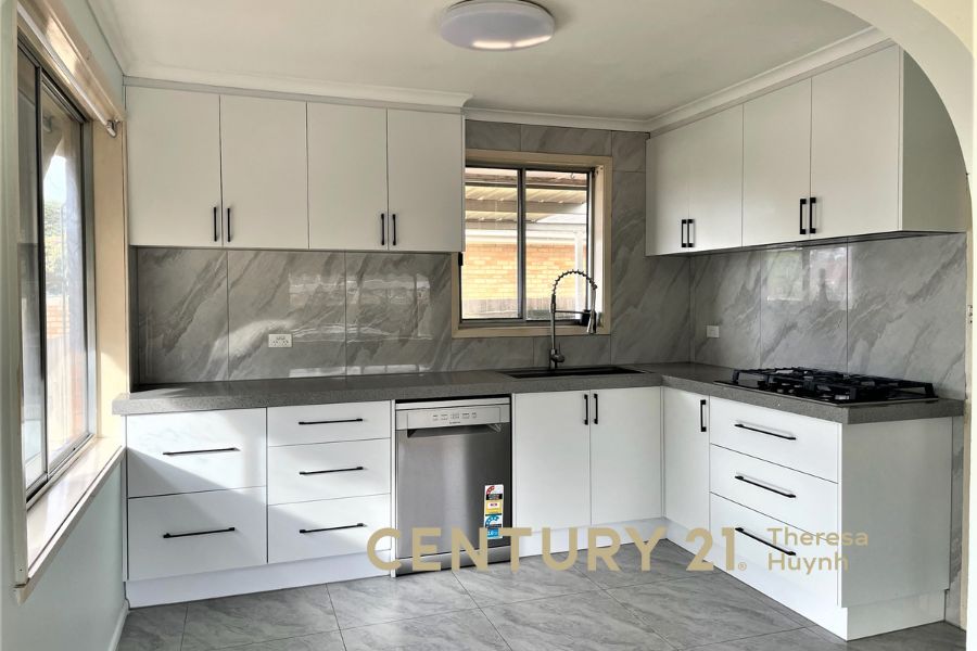 1/2 Frank St, Noble Park, VIC 3174