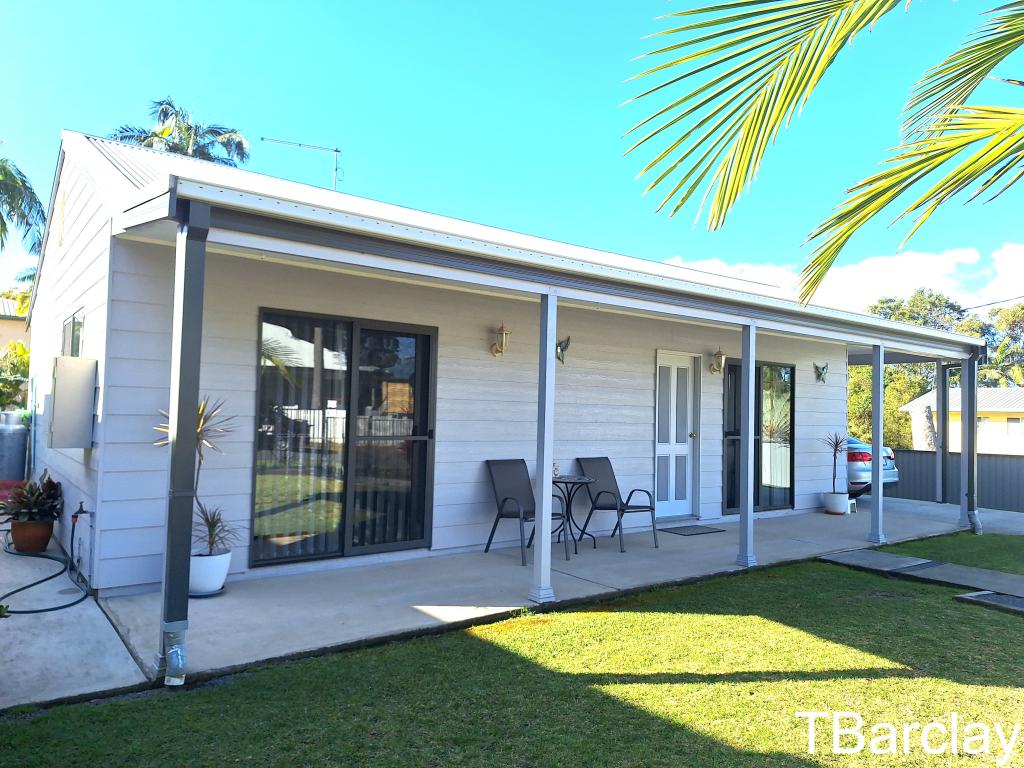 25 Tukkeri St, Macleay Island, QLD 4184