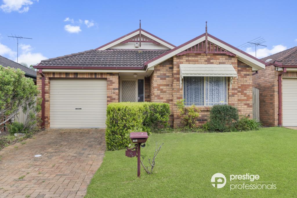 16 Jimbour Ct, Wattle Grove, NSW 2173