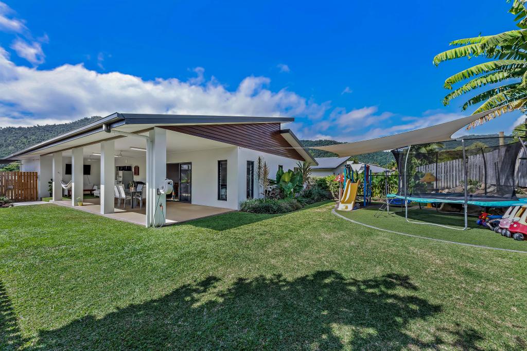 32 Parker Rd, Cannonvale, QLD 4802