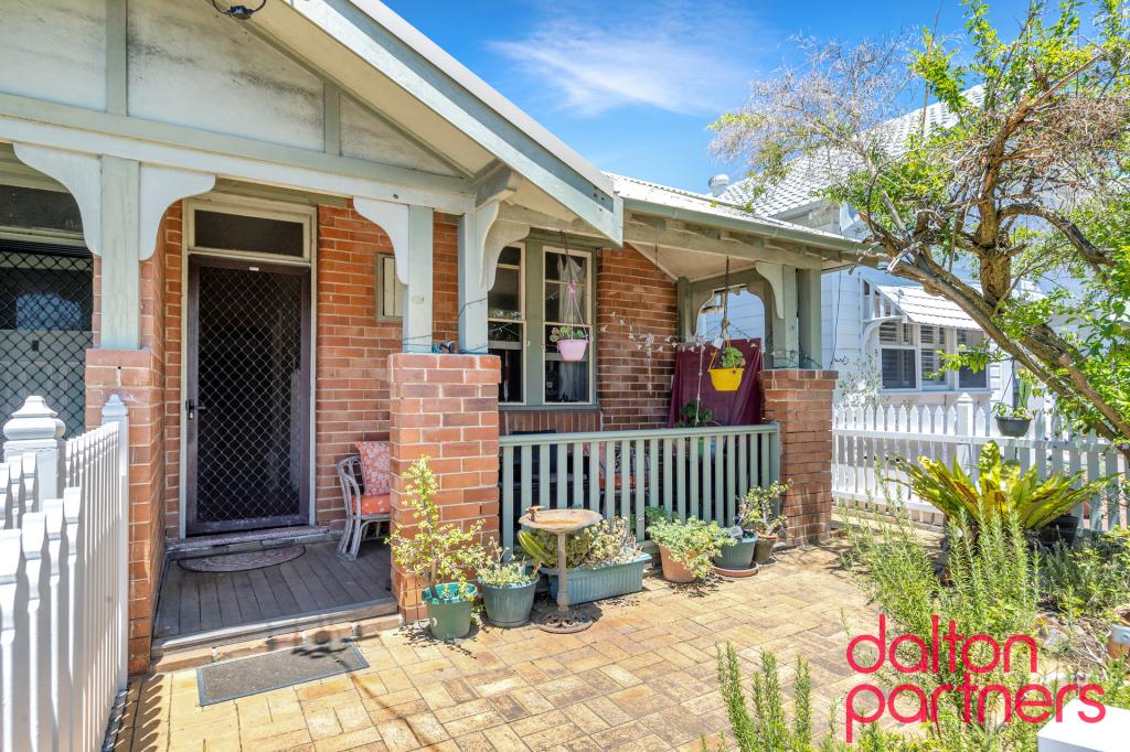 37 Glebe Rd, The Junction, NSW 2291