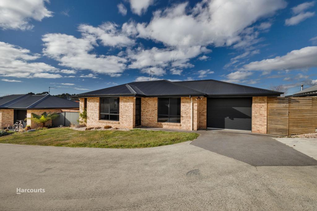 1/13 Berkshire Pde, Penguin, TAS 7316