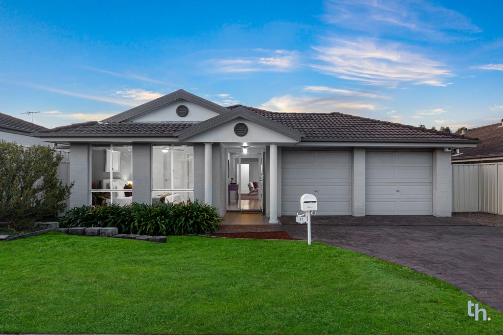 21 LAKEAIRE CCT, CAMERON PARK, NSW 2285