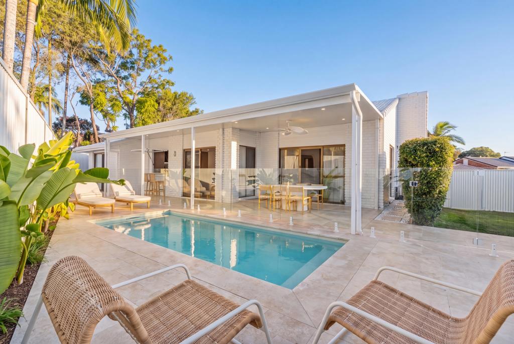 10 Belmore Cl, Robina, QLD 4226