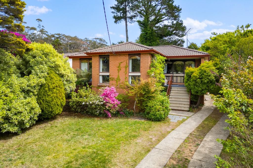 15 Ficus St, Katoomba, NSW 2780