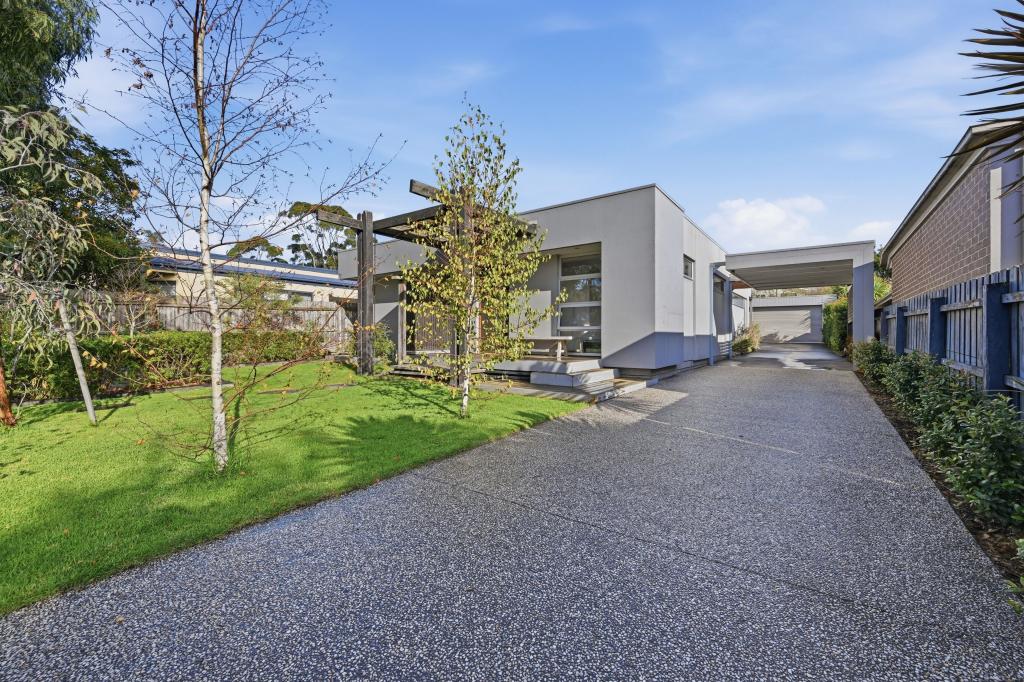 41 PYMBLE AVE, INVERLOCH, VIC 3996