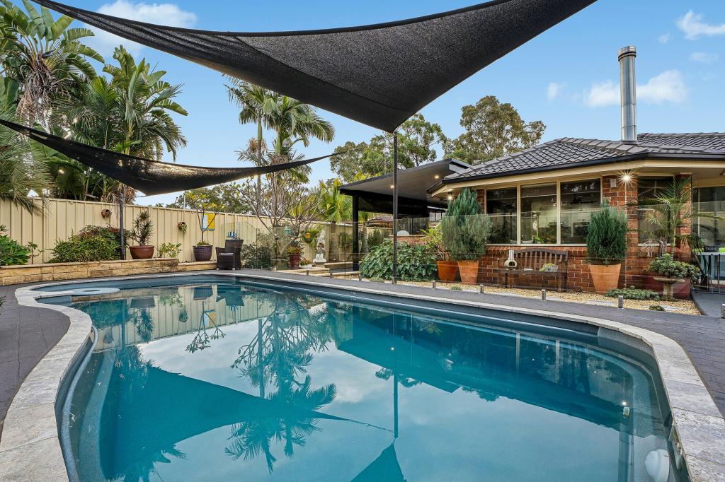 3 French Pl, Currans Hill, NSW 2567