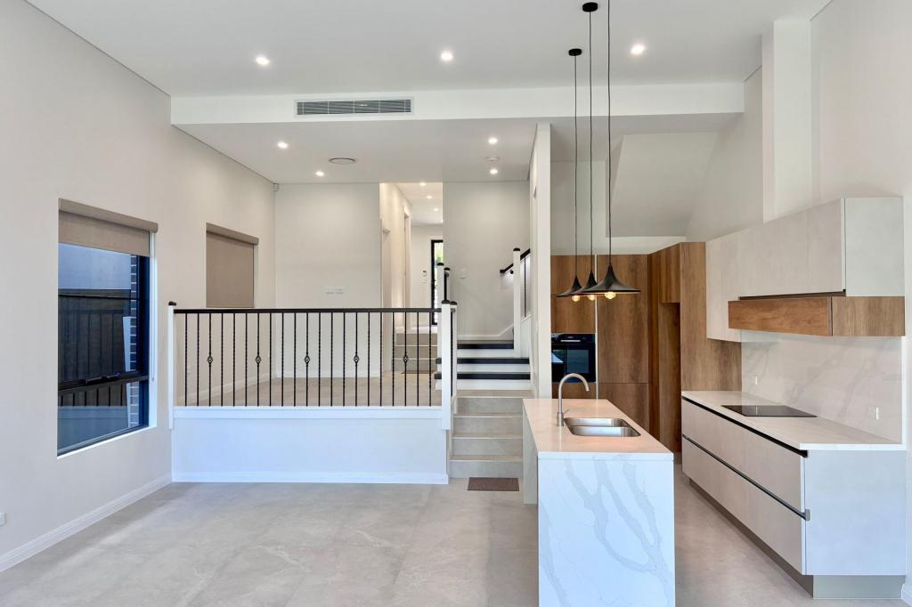 8a Salerwong Pl, Ryde, NSW 2112