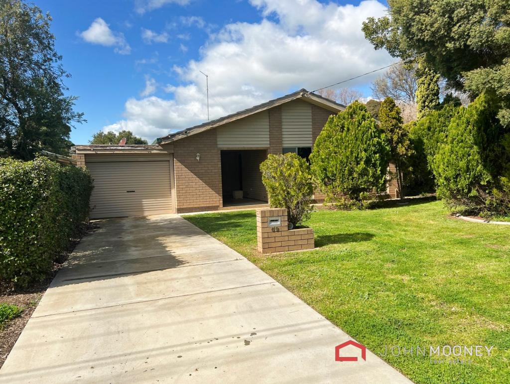 69 Vincent Rd, Lake Albert, NSW 2650