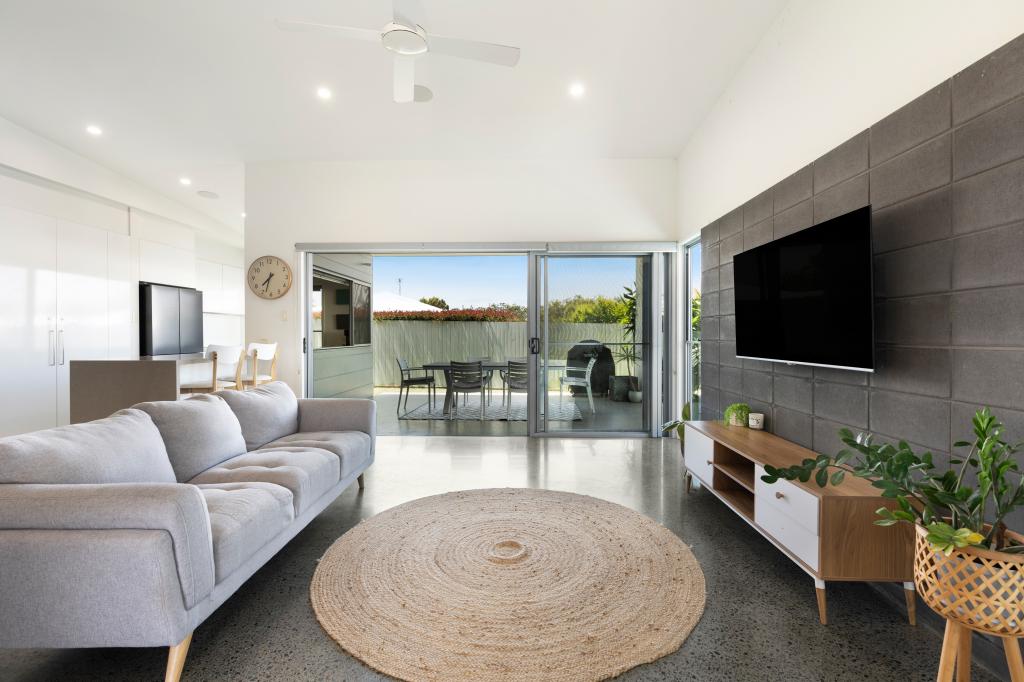 18 Bellbird Pl, Peregian Springs, QLD 4573