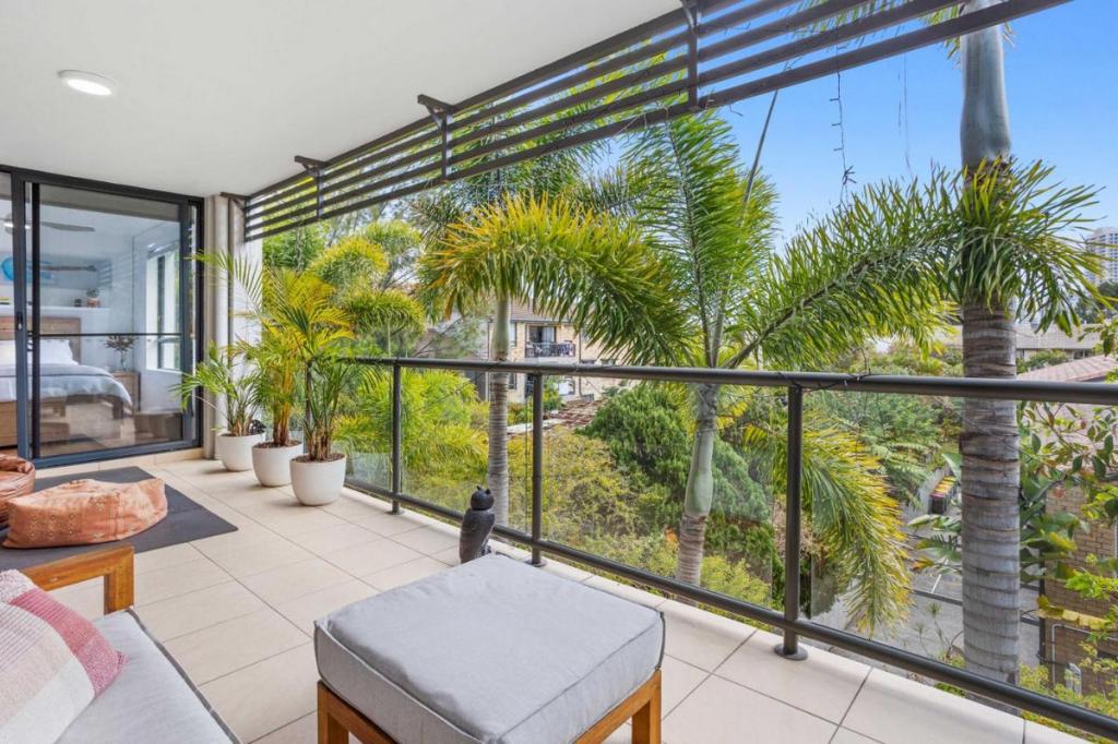 4/13 Stephens St, Burleigh Heads, QLD 4220