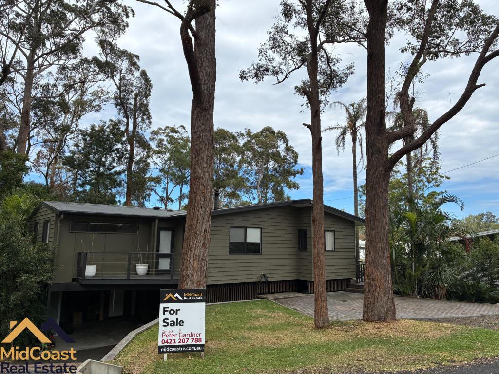 4 Valley Rd, Smiths Lake, NSW 2428