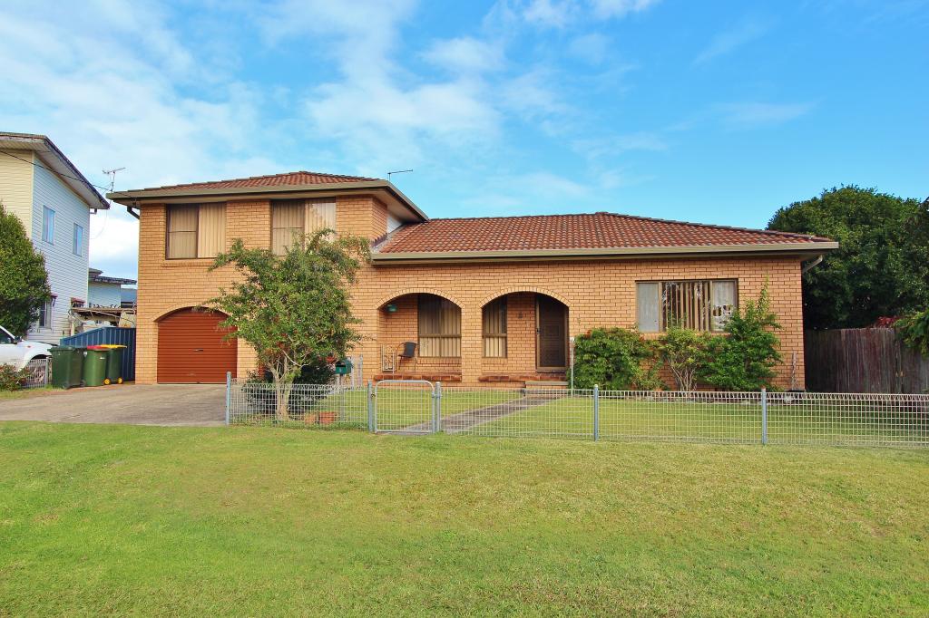 5 Boronia Cres, North Haven, NSW 2443