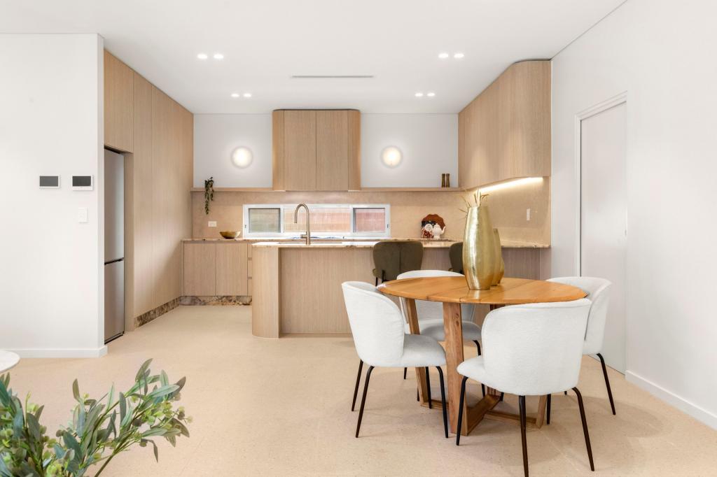 401b The Boulevarde, Kirrawee, NSW 2232