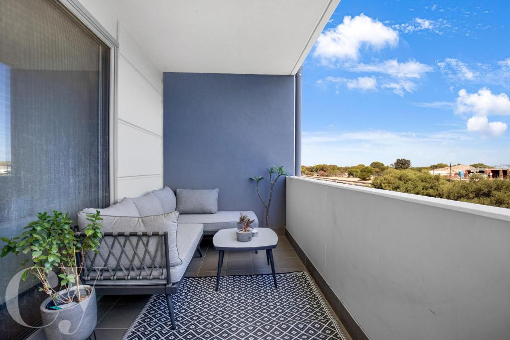 35/25 O'Connor Cl, North Coogee, WA 6163