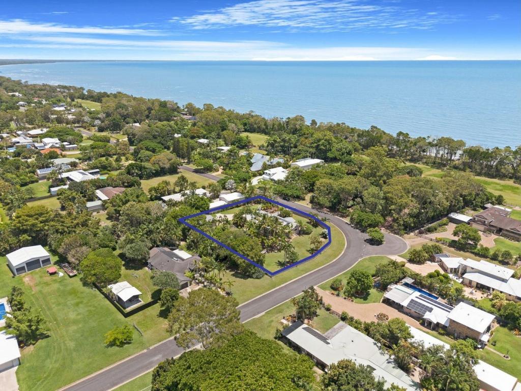 19 Meadow Dr, Dundowran Beach, QLD 4655