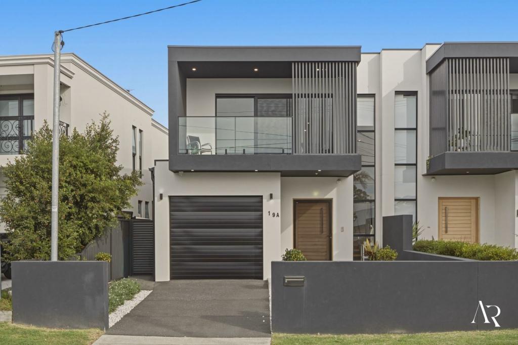 19A MOROTAI RD, REVESBY HEIGHTS, NSW 2212