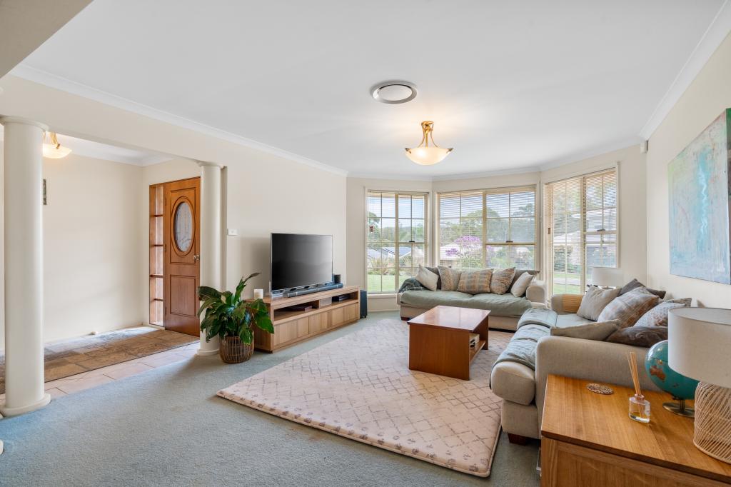 5 Bonnie Troon Cl, Dolphin Point, NSW 2539