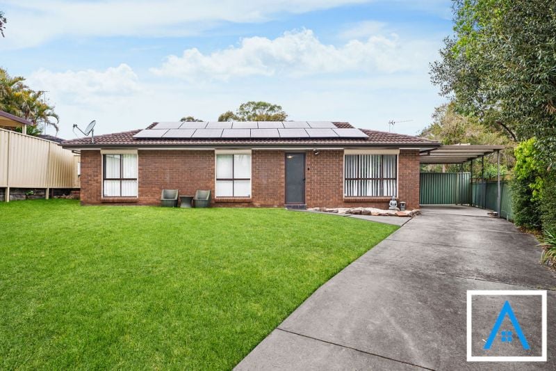 28 Hewitt Pl, Minto, NSW 2566