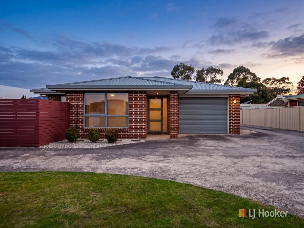 1/147 Inglis St, Wynyard, TAS 7325