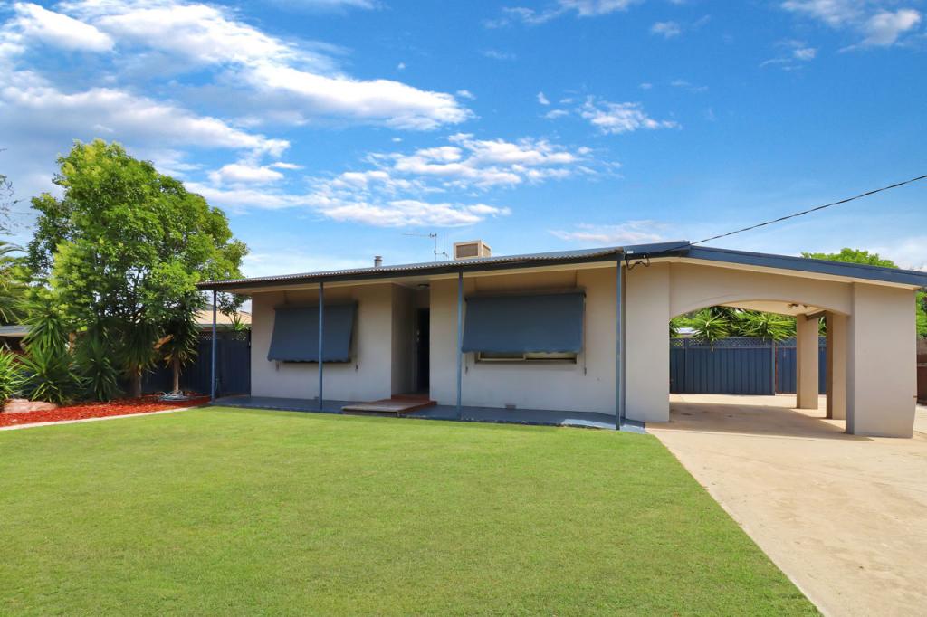 546 Henry St, Deniliquin, NSW 2710