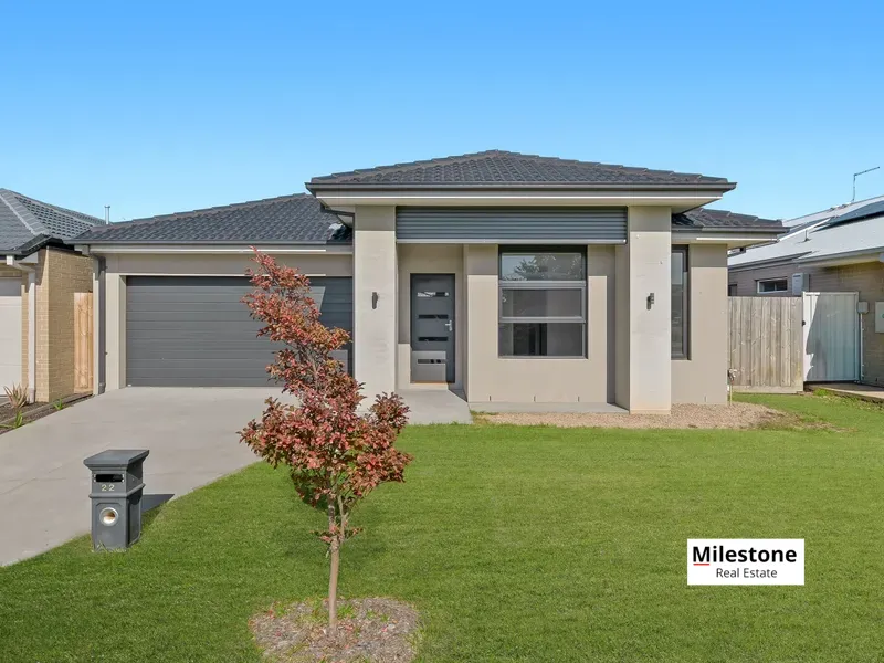 22 GRATTAN ST, CLYDE, VIC 3978