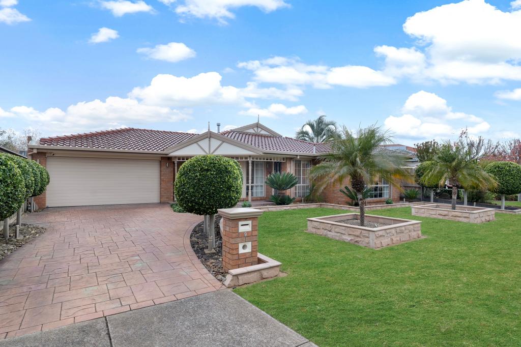 9 Lord Rodney Dr, Patterson Lakes, VIC 3197