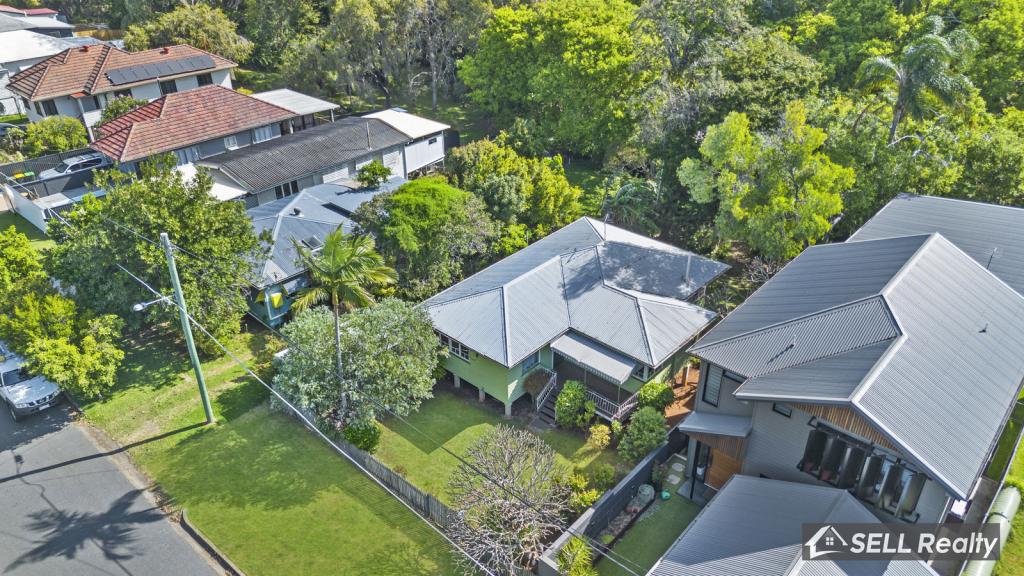 28 Byrneside Tce, Wynnum, QLD 4178