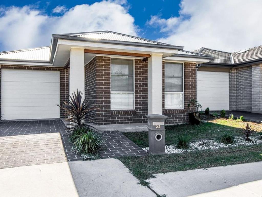 22 Herford St, Ropes Crossing, NSW 2760