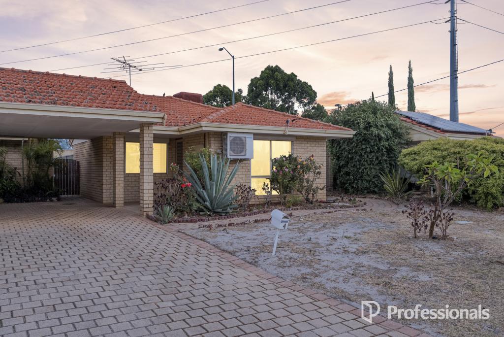 4/2 Downsborough Ave, Kewdale, WA 6105