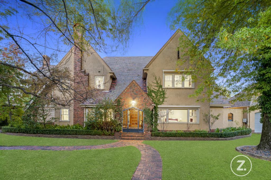 41 Leslie Rd, Essendon, VIC 3040