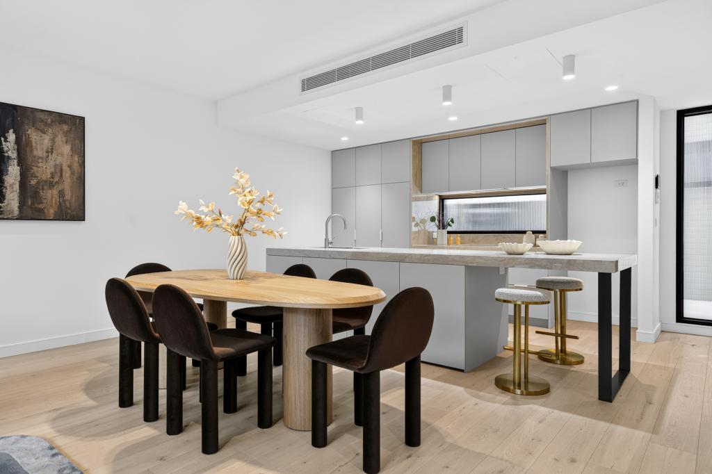 9/45 Kokaribb Rd, Carnegie, VIC 3163